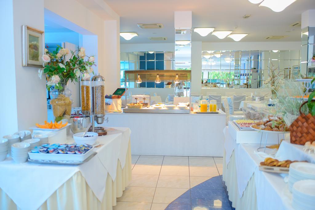 Hotel Giulietta Riccione Eksteriør billede
