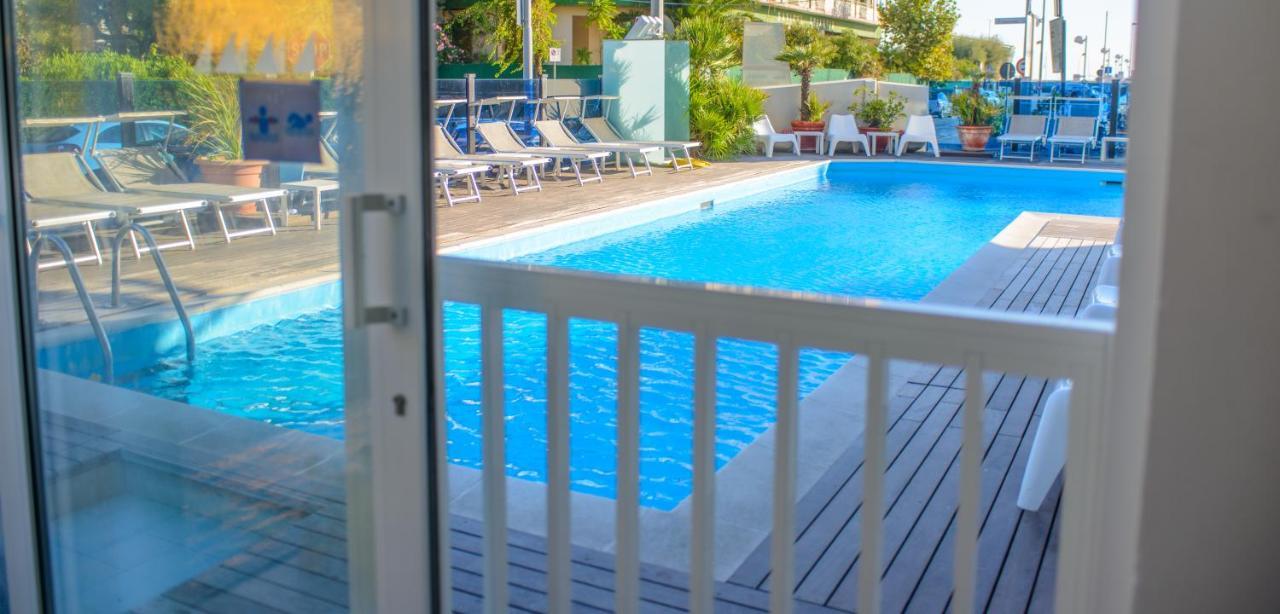 Hotel Giulietta Riccione Eksteriør billede